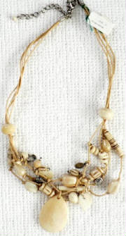 Multi beads shell necklace