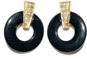 Black over size earrings
