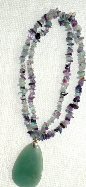 Over size multi stone necklace