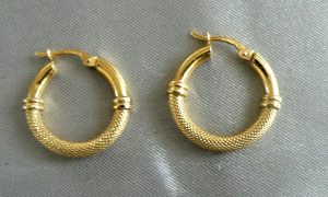Small 14k gold hoop earrings